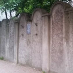 ghetto-wall ghetto-wall