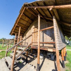 Wioski świata kraków - dom na palach